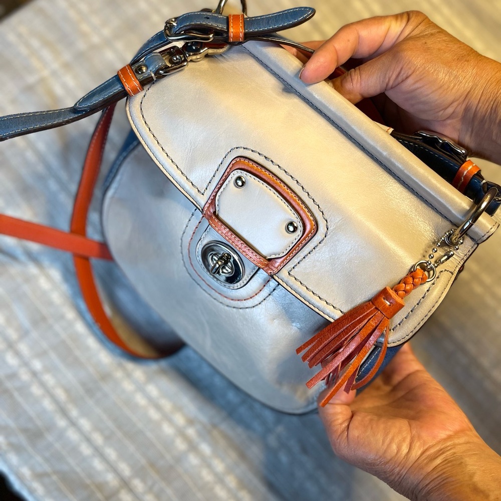 Coach Cross Body Bag - Picture 6 of 10